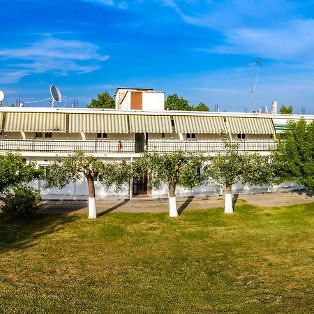 Michalos Apartments Паралія-Скотінас Екстер'єр фото